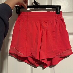 Lululemon Hotty Hot HR Short 4” *Lined